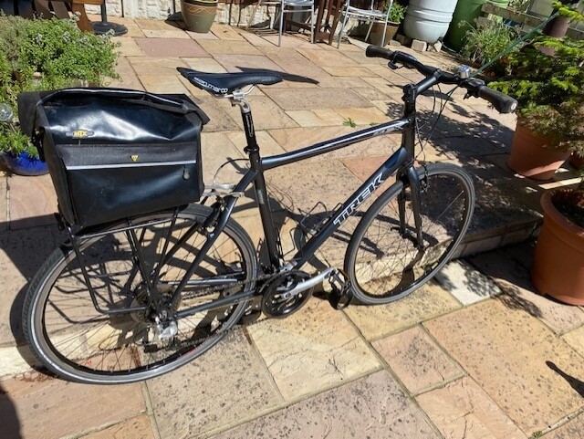 Gents Trek FX 7.3 Hybrid bike | in 